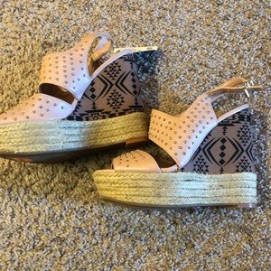 Jessica Simpson Pink and Black Wedges